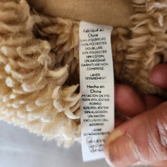 ALO Yoga Foxy Sherpa Jacket Camel Tan Size Small (MSRP:$200) - Picture 7 of 11